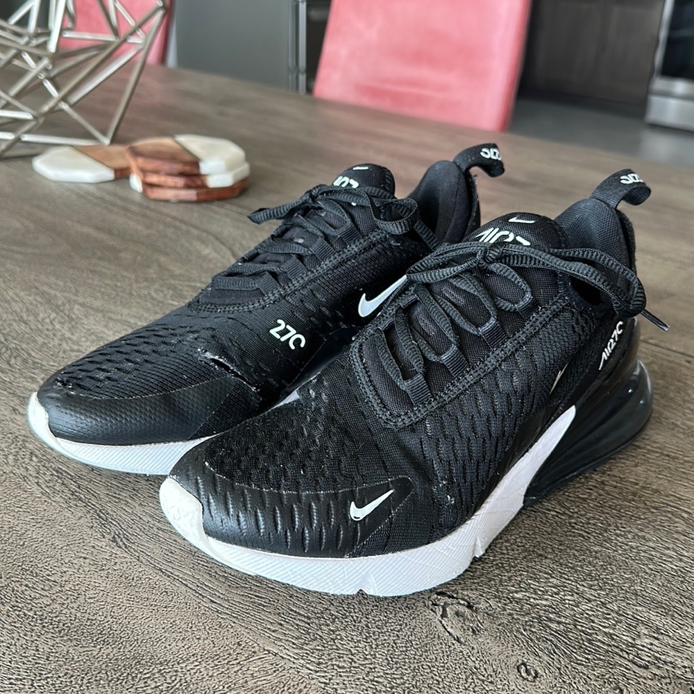Nike air max 270 women’s size 8